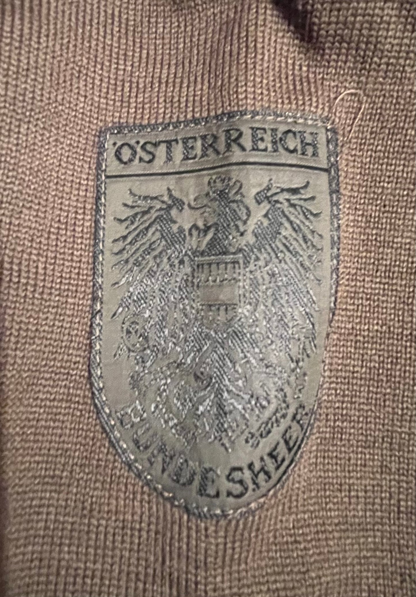 Austrian Army woollen commando jumper medium