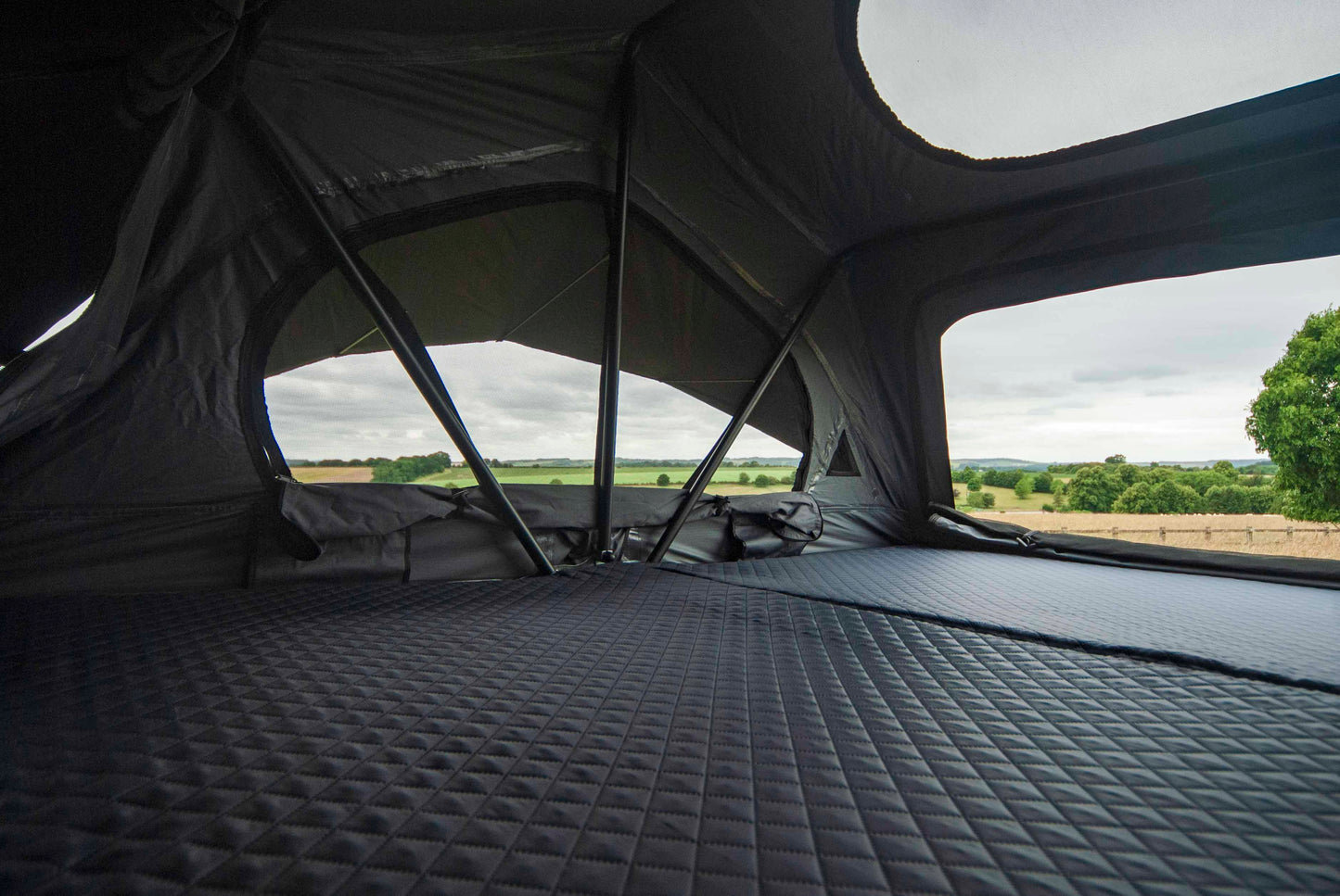 ROOF TENT – DISCOVER SERIES TENT AND TRAIL