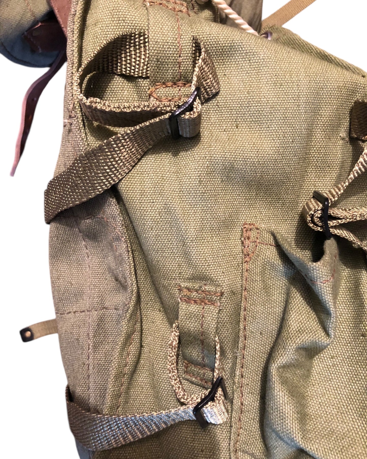 Vintage Romanian Army 30L olive canvas rucksack