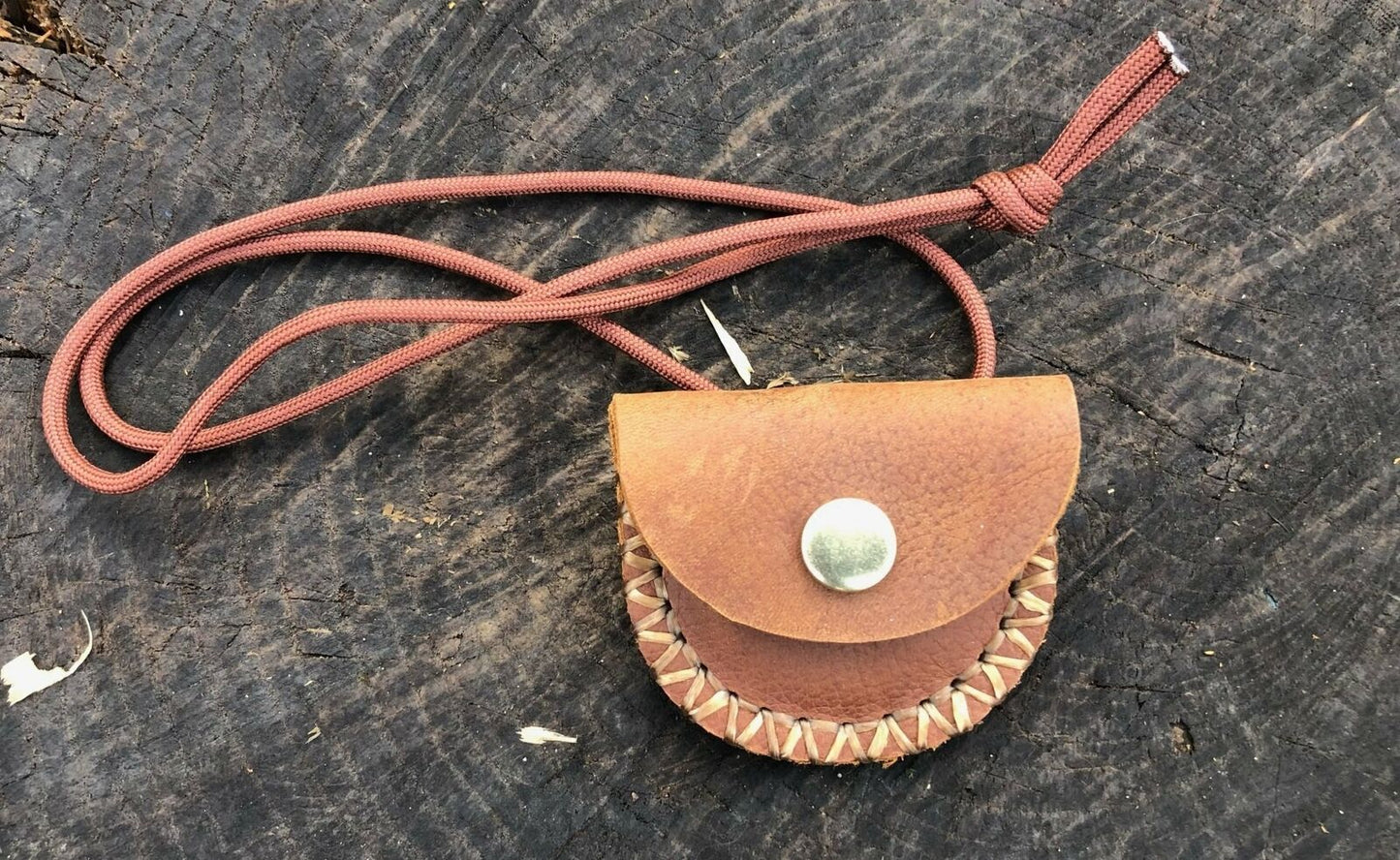 Bushcraft solar lens and quality handmade leather pouch