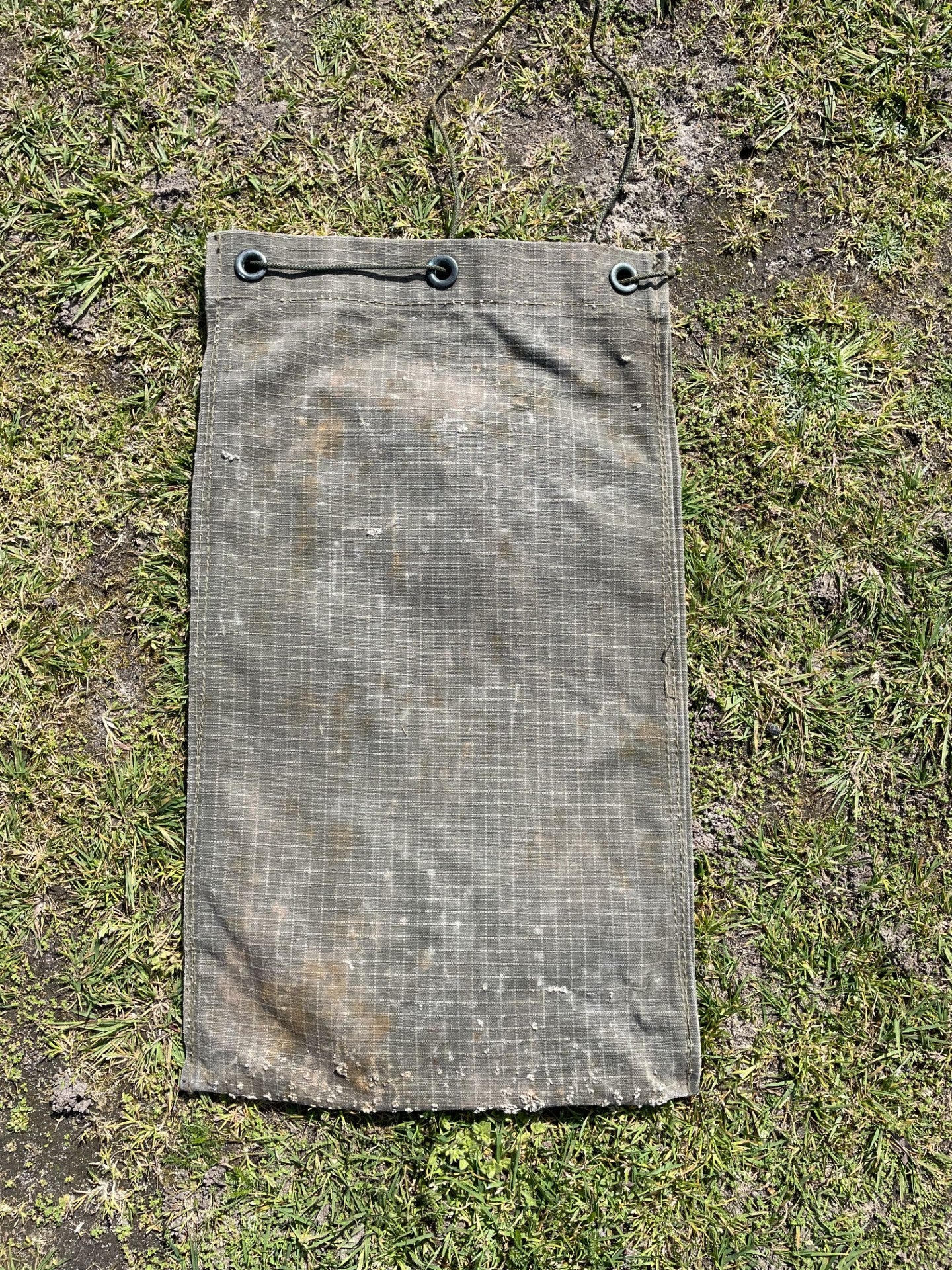 Small British Army tent peg bag