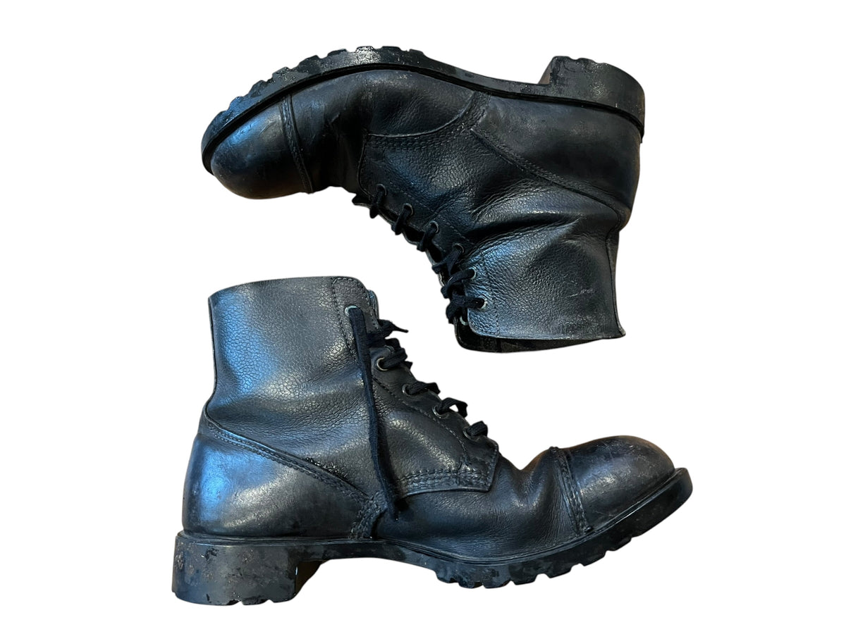Vintage AMMO boots black leather