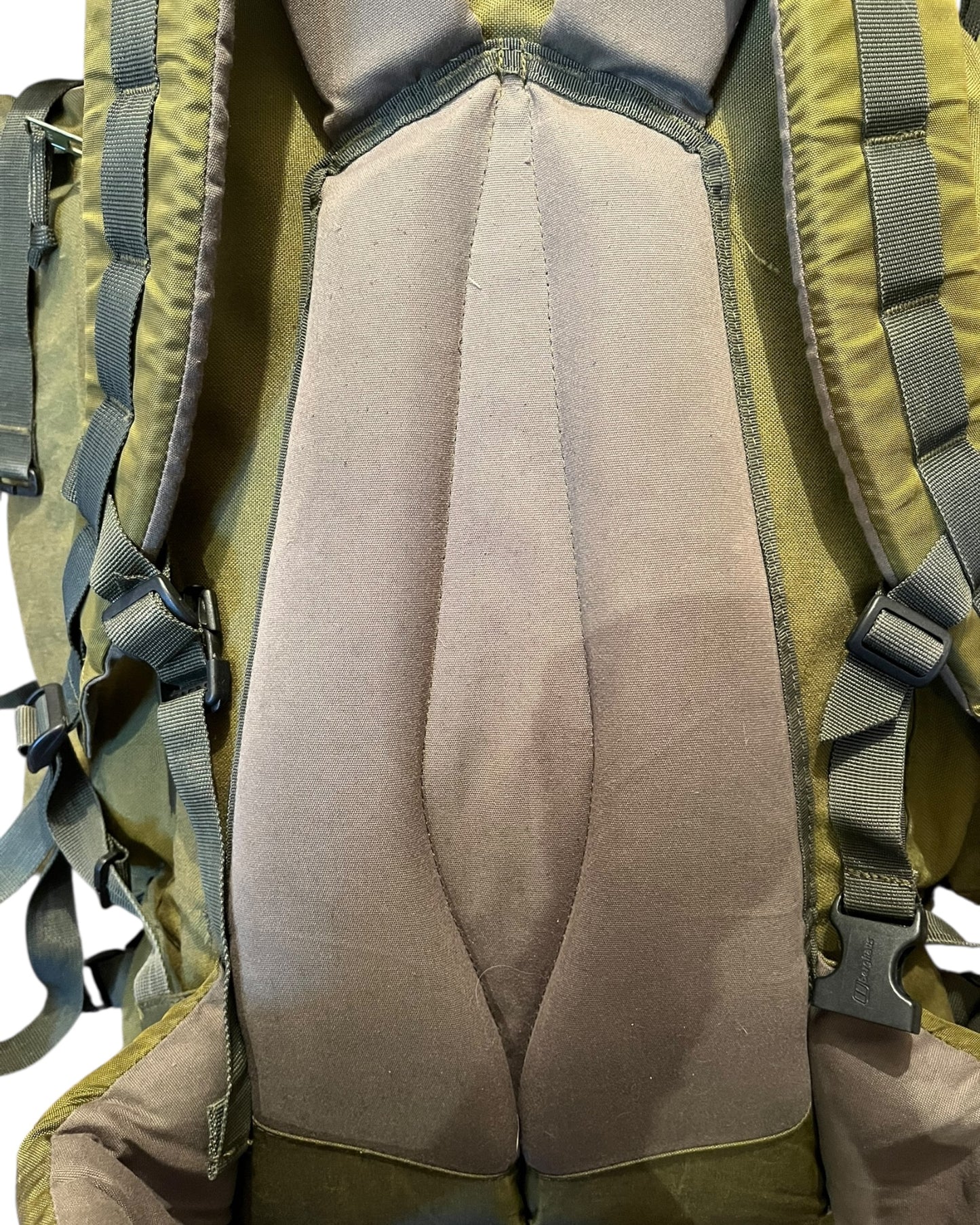 Berghaus Cyclops 2 Vulcan genuine issued Bergen and side pouches