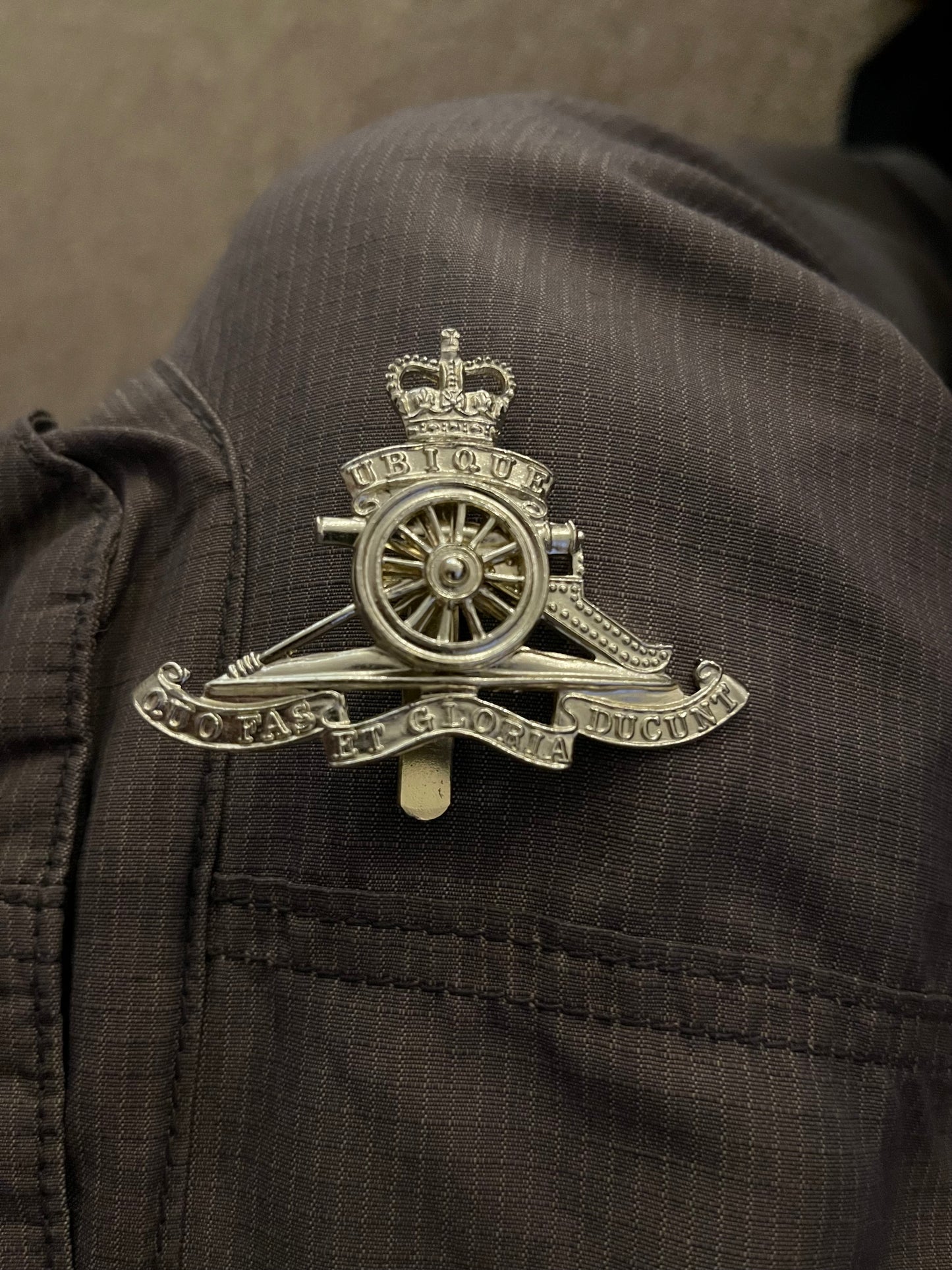 Royal artillery silver plated badge