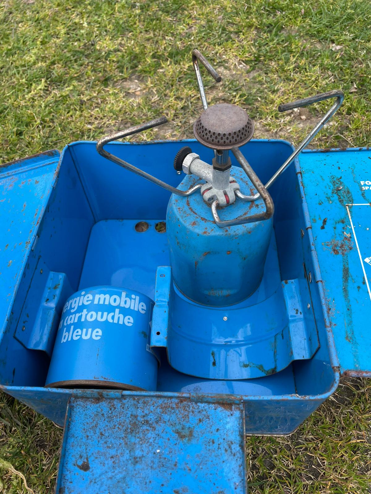 Gas burner tin box and gas set