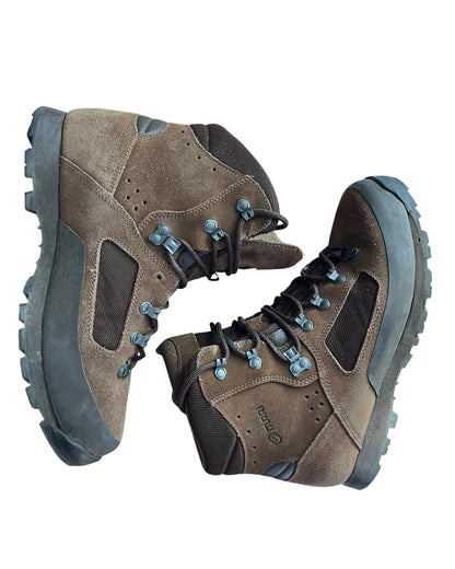Iturri defender Brown Boots - British army issued.