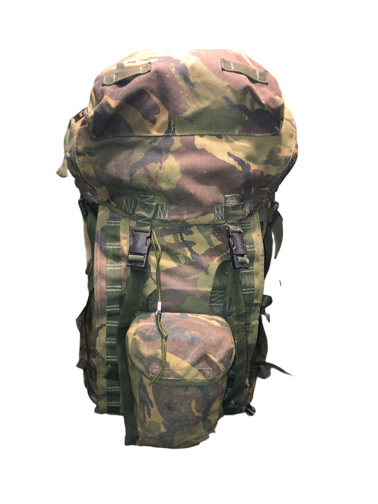 British army 100 ltr bergen DPM long back grade 1 no side pouches