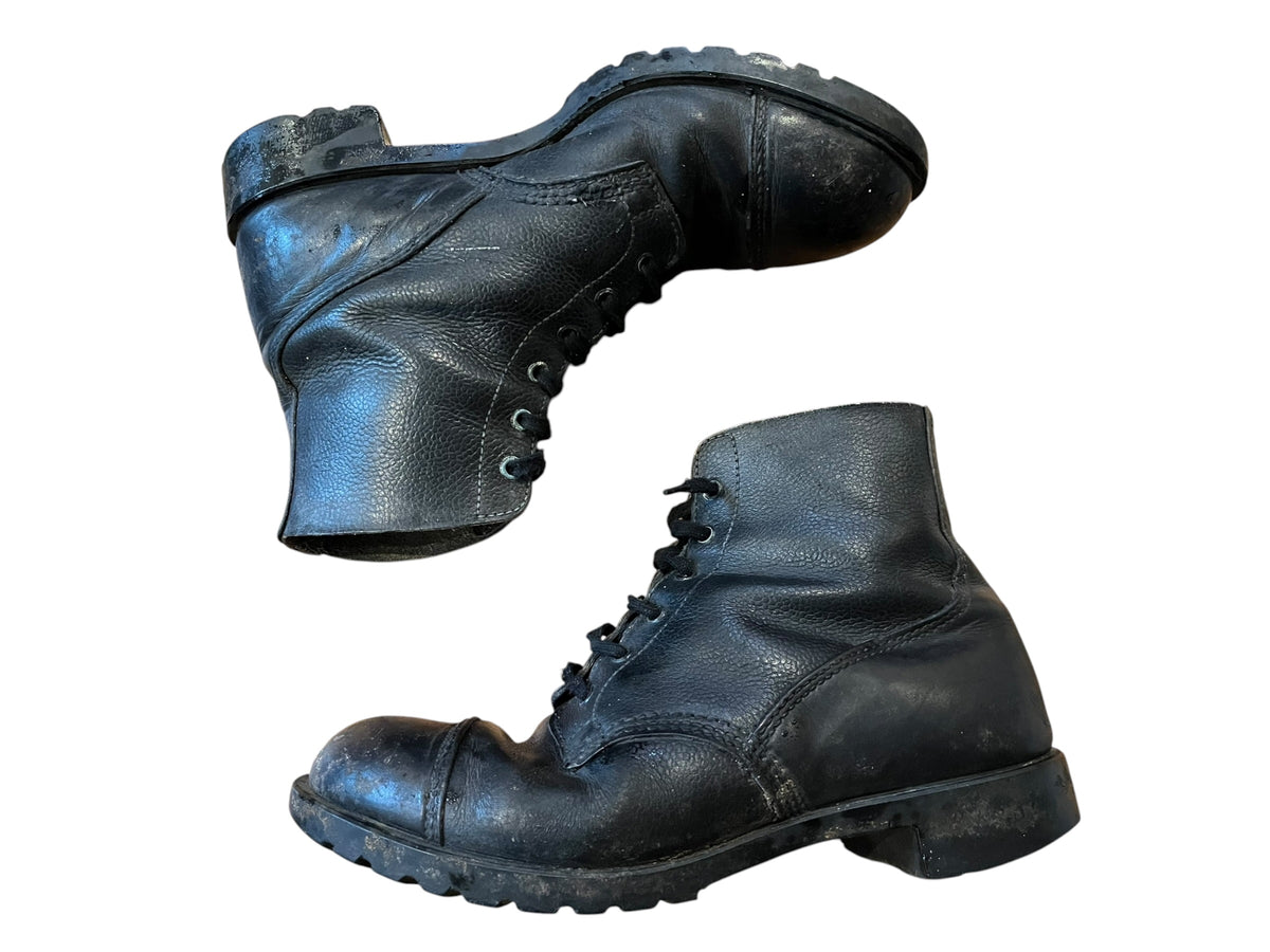 Vintage AMMO boots black leather