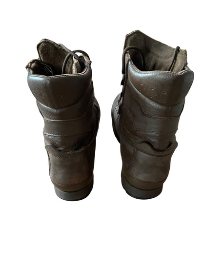 British Army Altburg defenders size 8M