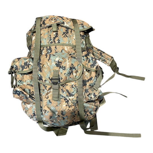 VGC US Contract Albanian ALICE Pack Digital Woodland MARPAT