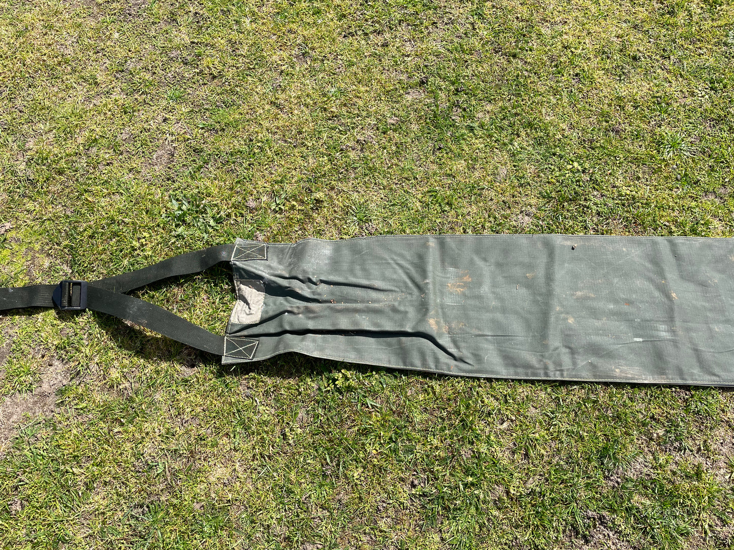 18 x 24 storm strap x 1