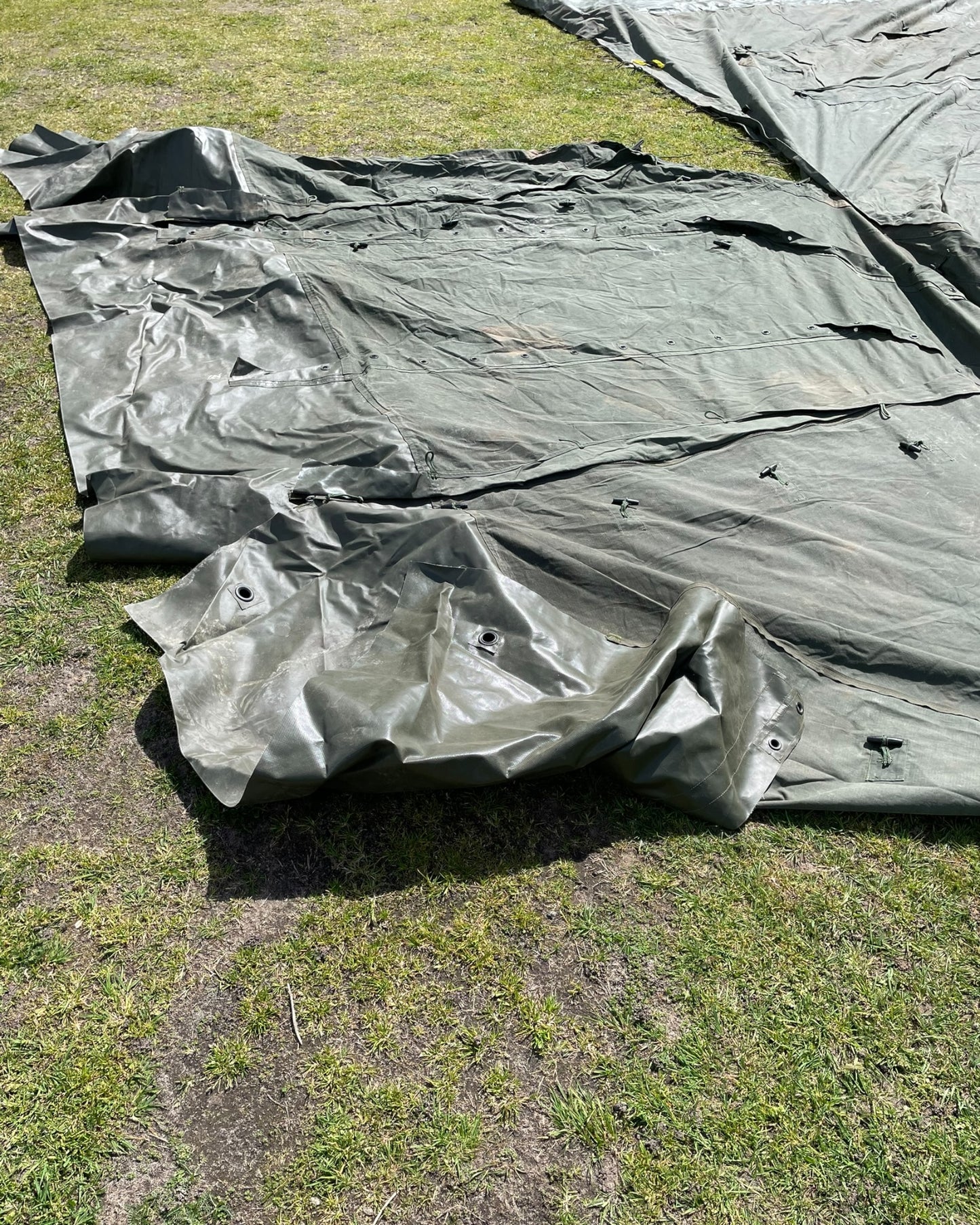 18x24 tent half roof and wall - 2006